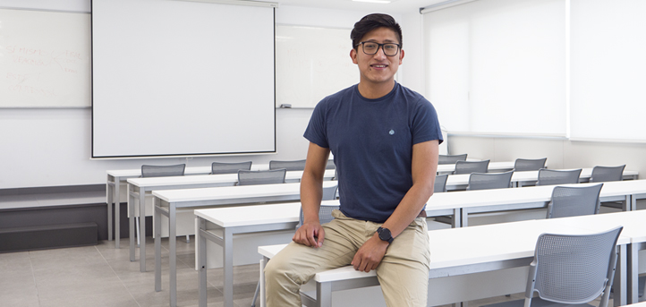 Elder Bol, Computer Engineering graduate and current master’s student, explains how UNEATLANTICO has changed his life
