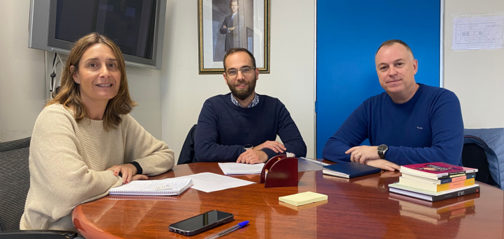 Carlos Lago and Josep Alemany represent UNEATLANTICO in a meeting with the General Director of Deporte to follow up on their collaboration and promote new initiatives