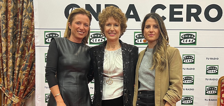 Judge Marta Solana receives the Onda Cero’s Premio Mujer Cantabria sponsored by UNEATLANTICO