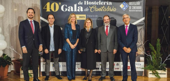 The Universidad Europea del Atlántico present at the XL Gala de la Asociación de Hostelería de Cantabria