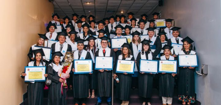 UNEATLANTICO holds a graduation ceremony for scholarship holders in Ecuador
