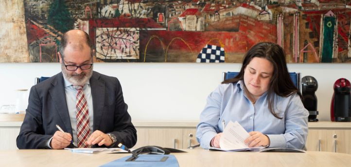 UNEATLANTICO and the Erasmus Santander Nonstop Association sign a collaboration agreement to strengthen university internationalization