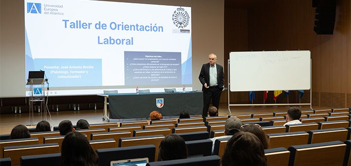 The European University of the Atlantic, in collaboration with the College of Chemists, gave a workshop on career guidance