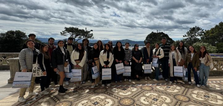 UNEATLANTICO ORI organizes a visit to the Palacio de la Magdalena for international students