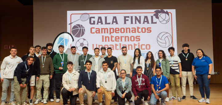 The Sports Service of UNEATLANTICO presents the prizes for this year’s tournaments.