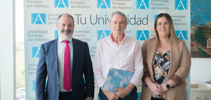UNEATLANTICO and the City Council of Suances sign an agreement for academic collaboration and vocational training