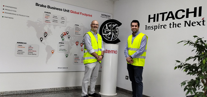 Jorge Crespo, director of the degree in Industrial Organisation Engineering, visits the Hitachi Astemo plant to establish collaboration guidelines