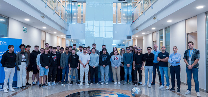 Students of the degree in Computer Engineering made a guided visit to CIC Consulting Group