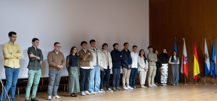 Journalism students screen the documentary ‘El Racing, Una Ilusión Inmortal’ in the UNEATLANTICO auditorium