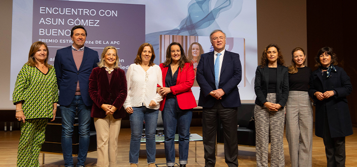 UNEATLANTICO hosts the meeting of Asun Gómez, Estrañí 2024 prize-winner