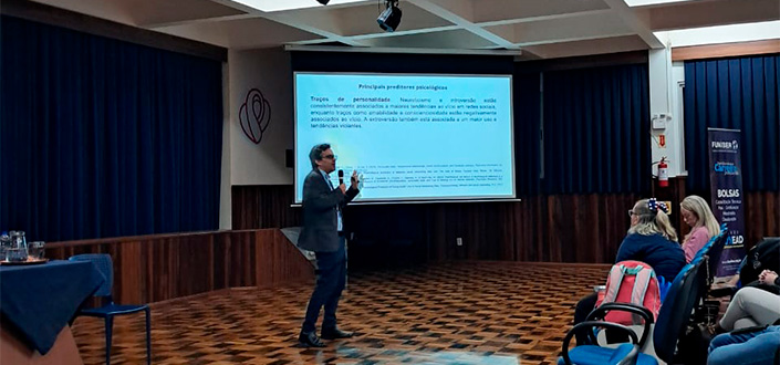 UNEATLANTICO and FUNIBER organise conference on mental health in Brazil