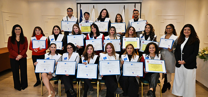 UNEATLANTICO recognises FUNIBER scholarship recipients in Chile at a ceremony