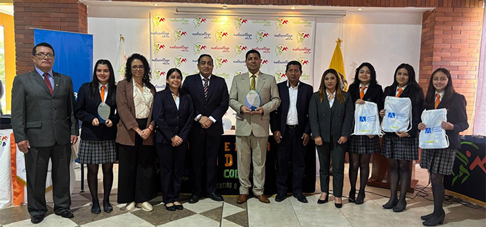 UNEATLANTICO organises the in-person awards ceremony for the 6th edition of the Pan-American Pre-University Debate League