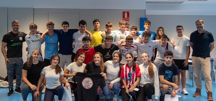 UNEATLANTICO gives a theoretical and practical workshop on strength and physical performance to students of IES Muriedas