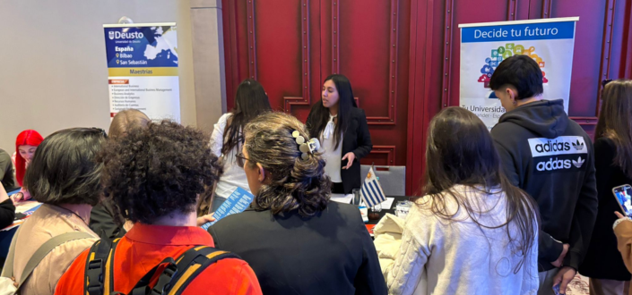 UNEATLANTICO and FUNIBER Uruguay present their academic offer at FIEP 2025