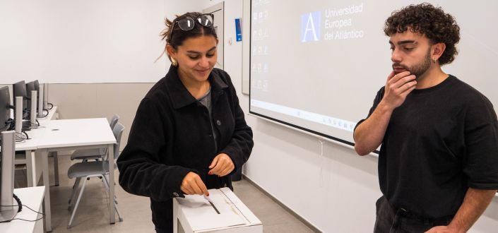 UNEATLANTICO students carry out the process of choosing class delegates and sub-delegates