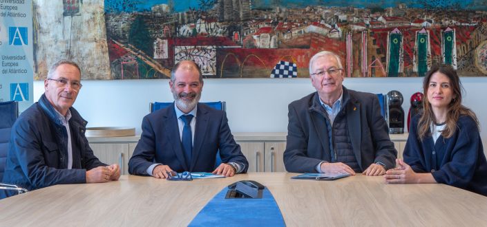 UNEATLANTICO signs an agreement with the Asociación de la Prensa Deportiva de Cantabria to promote training in sports journalism