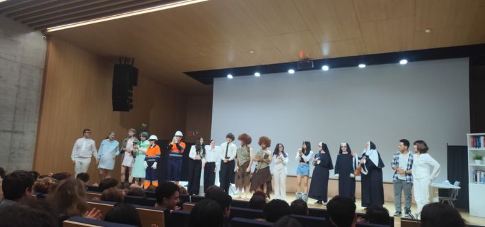 The students of UNEATLANTICO present Purgatory, a theatrical satire about good and evil